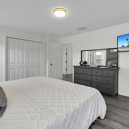 Remarkable Cozy 4Bed-3Ba Townhouse